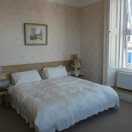 Windsor Lodge B&B-2
